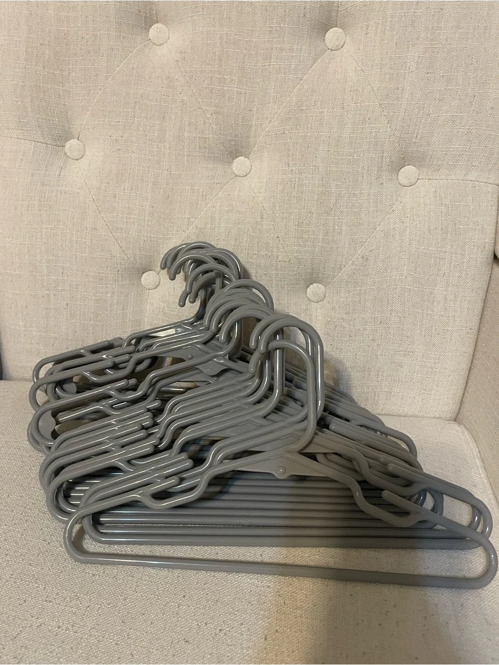 Gray Plastic Clothing Hangers - Pack